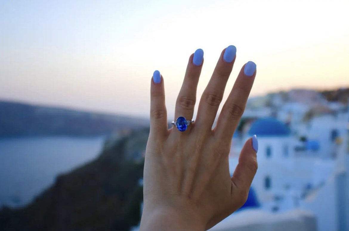 6.51-carat unheated cornflower blue sapphire from Sri Lanka