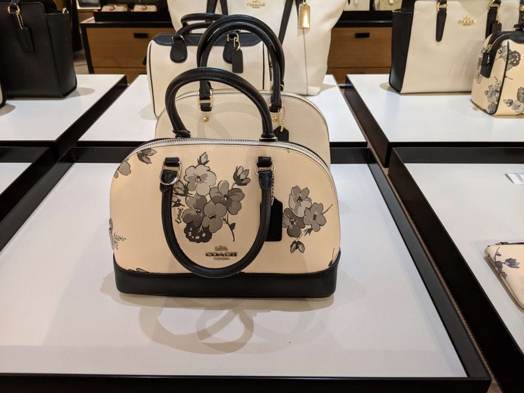 imm outlet mall coach