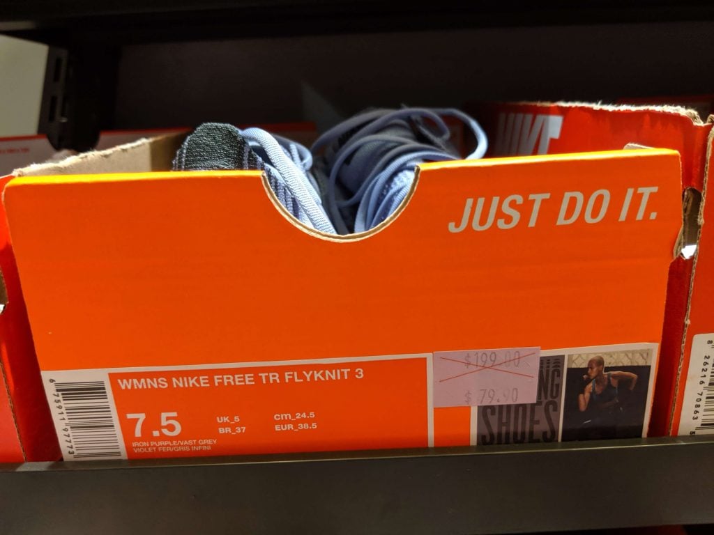 imm outlet mall flyknit nike