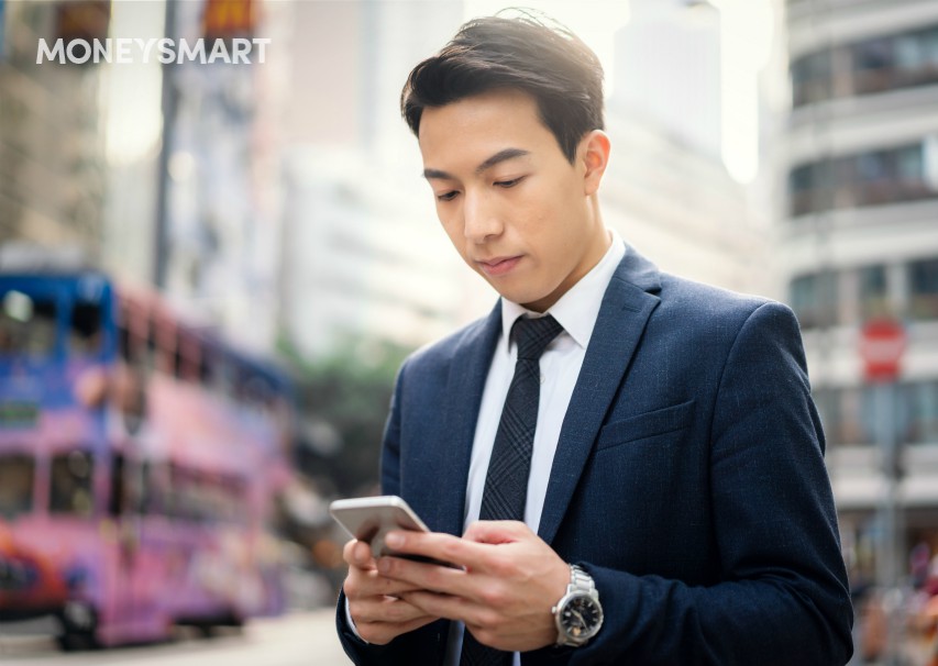 Want to Open A Mobile Brokerage Account? 5 Things to Consider Before Choosing This Investment Route
