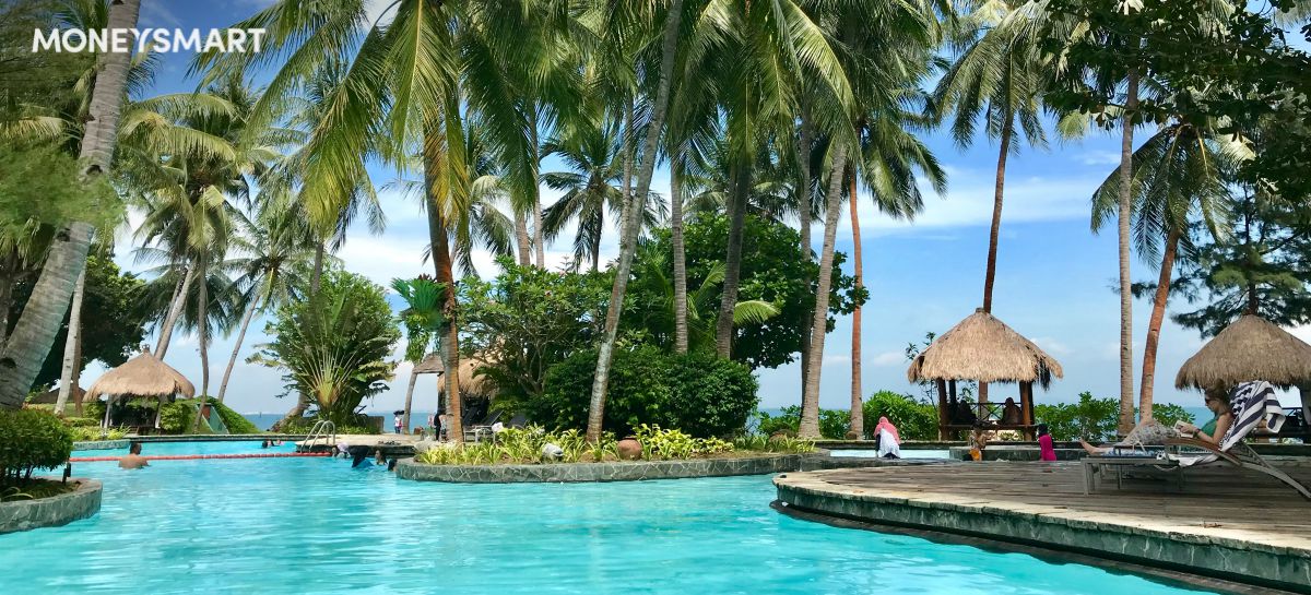 7 Cheap Batam Beach Resorts Under $100/Night – Harris, KTM & More