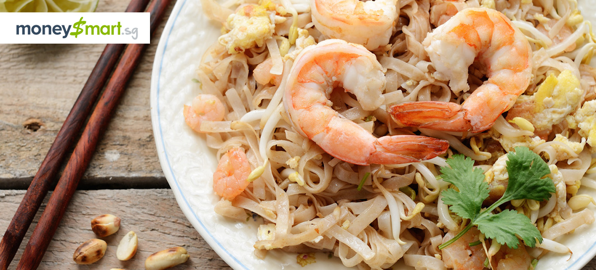 Travellers on a Budget Should Stick to Dining at These 5 Types of Eateries in Singapore