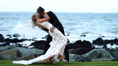 Destination Wedding Ang Bao: How Much Should You Give? (2025 Guide)