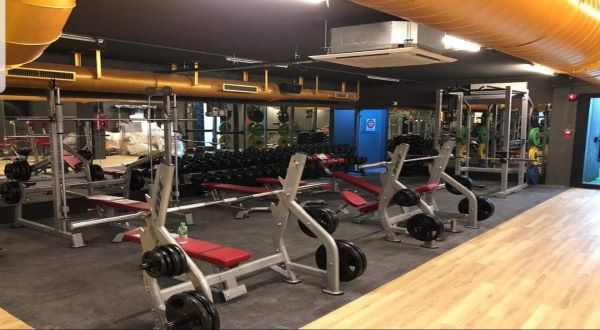 bench press at iGym
