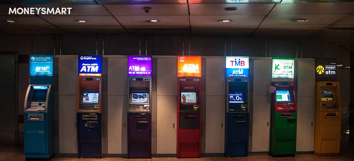 Withdrawing Cash Overseas When You Travel - What To Look Out For & Withdrawal Fees