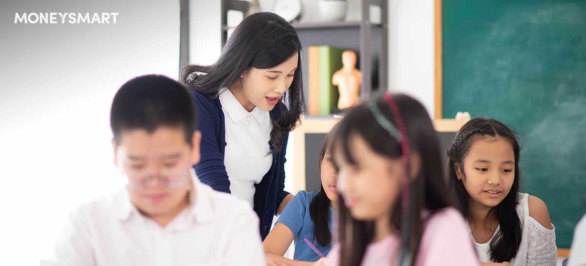 Teaching in Singapore: Is It Better to Be an MOE Teacher or a Private Tuition Teacher?